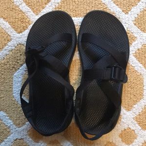 women’s size 8 chacos